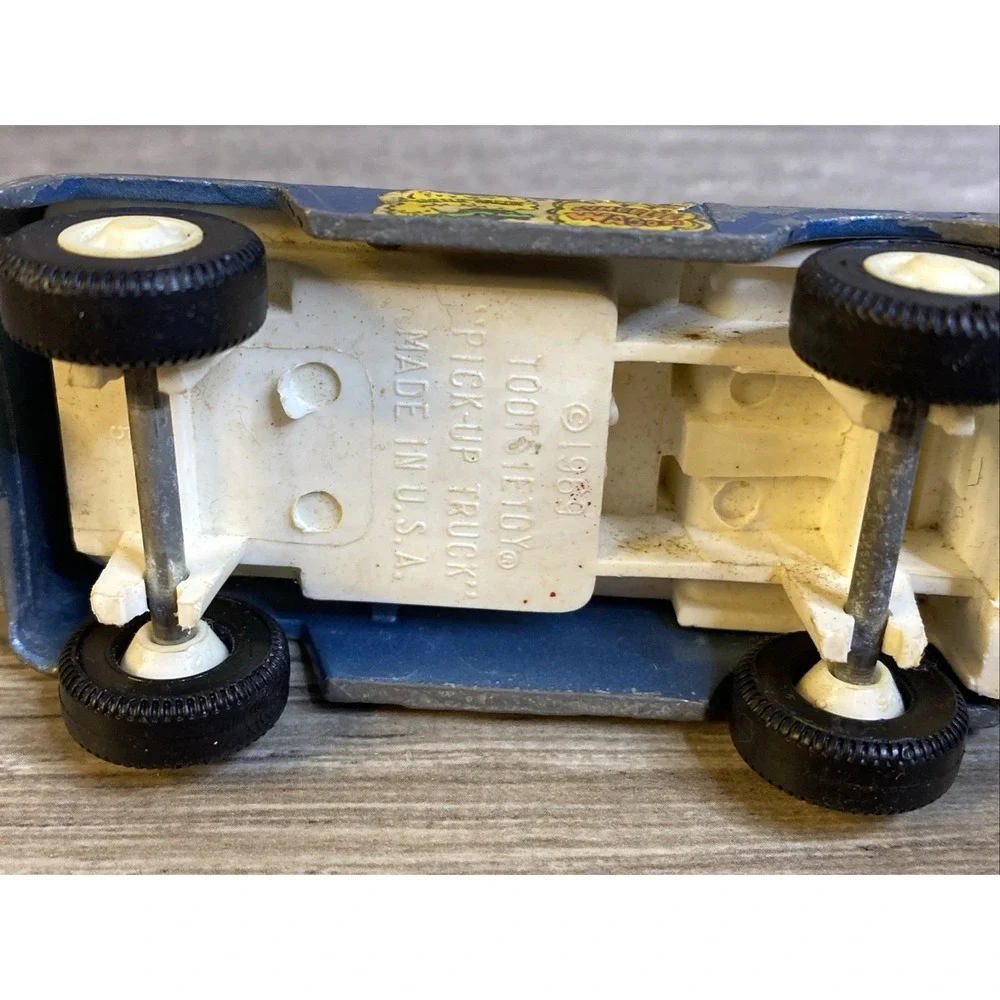 TootsieToy blue wheelie